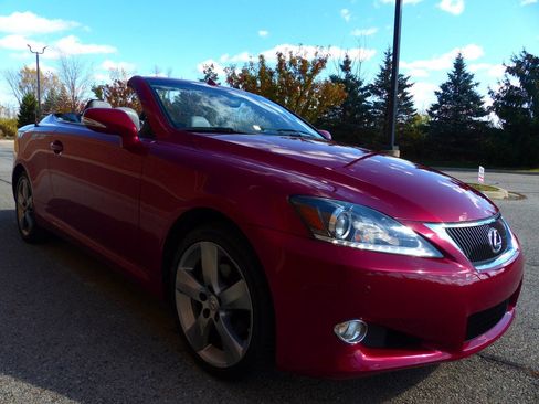 Used 2011 Lexus IS 250C w/ Luxury Pkg RWD image 21