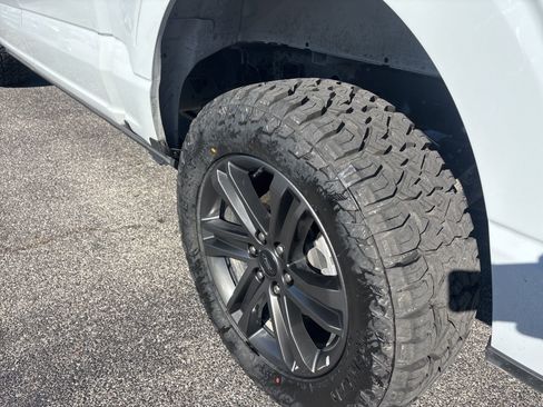 Used 2023 Ford F150 Lariat w/ Equipment Group 502A High image 6