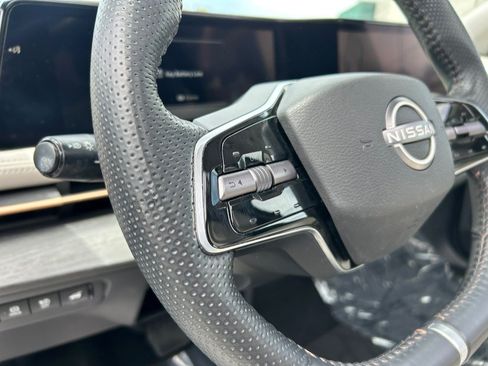 Used 2023 Nissan Ariya FWD image 18