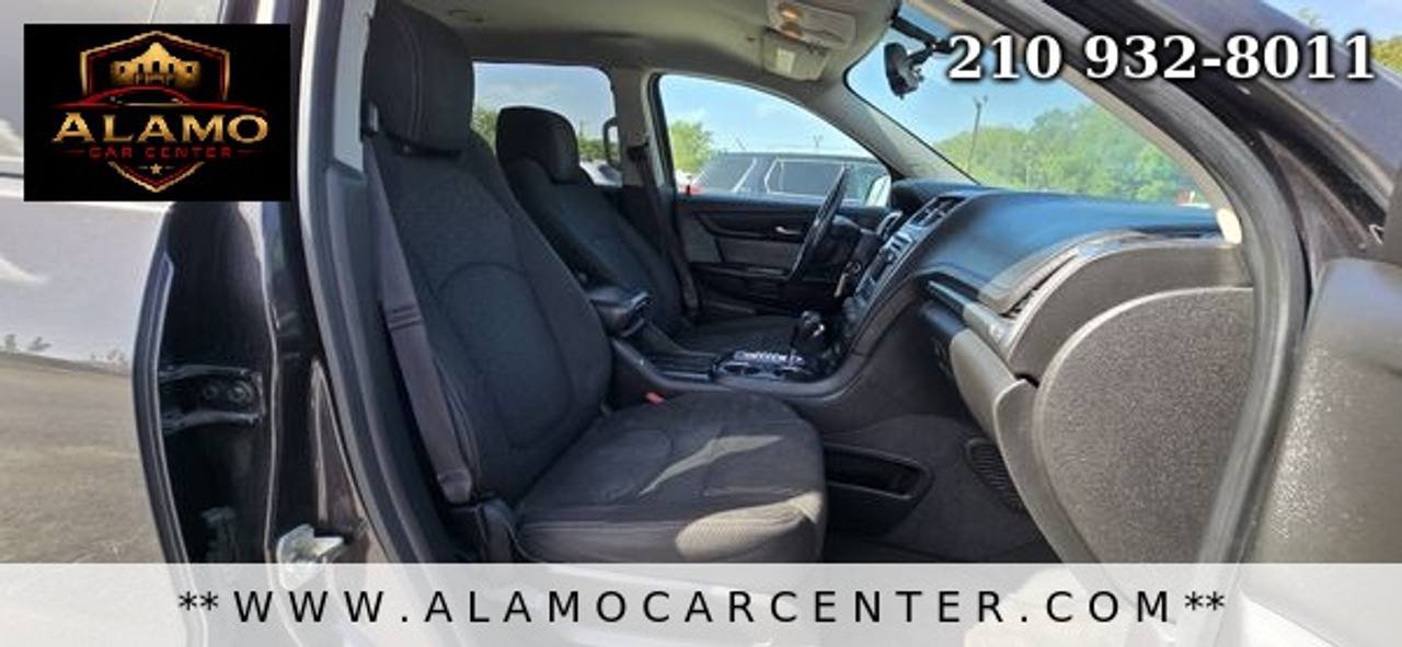 Used 2015 GMC Acadia SLE FWD image 15