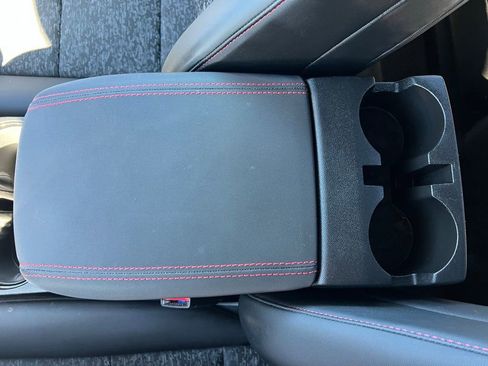 Used 2023 Chevrolet Colorado Z71 w/ Z71 Convenience Package 2 image 28