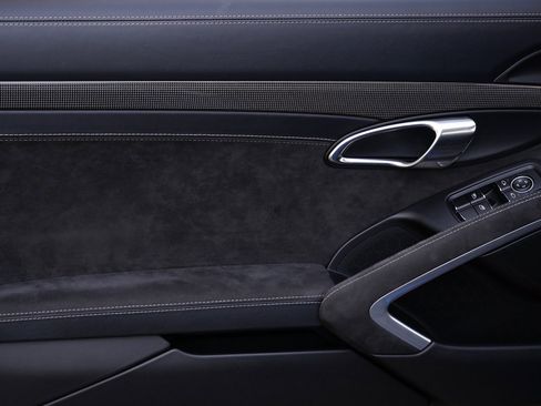 Used 2015 Porsche 911 GT3 image 17