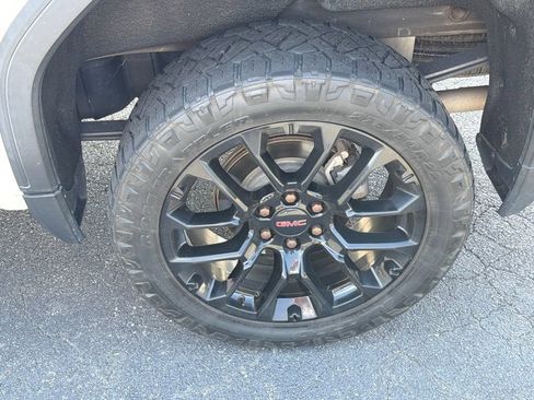 Used 2020 GMC Sierra 1500 AT4 w/ AT4 Preferred Package AWD/4WD image 19
