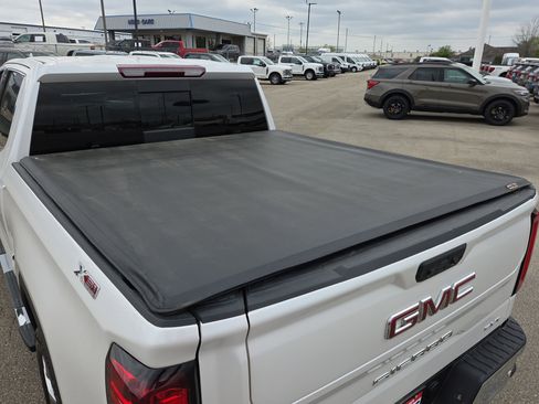 Used 2024 GMC Sierra 1500 SLT w/ SLT Premium Plus Package image 15