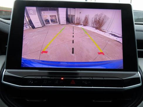 Used 2024 Jeep Compass Limited image 29