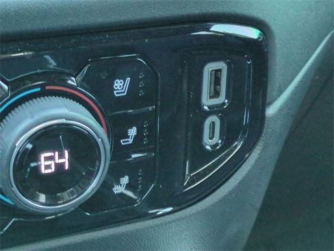 Certified 2024 Chevrolet Silverado 1500 High Country w/ High Country Premium Package image 27