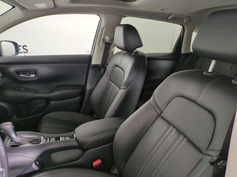 New 2026 Honda HR-V EX-L image 9