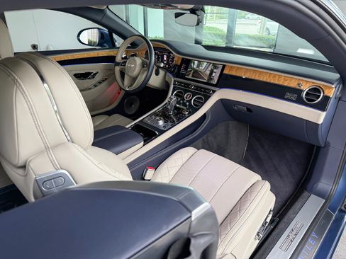 Used 2020 Bentley Continental GT V8 AWD/4WD image 26