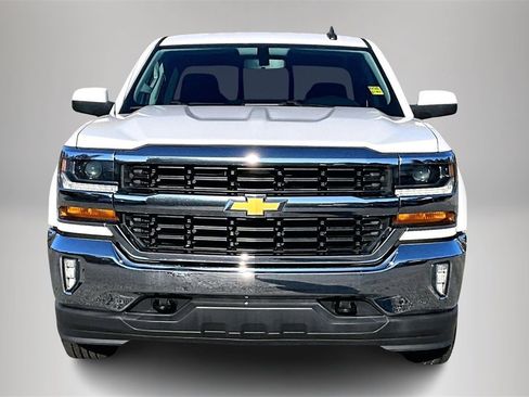 Certified 2018 Chevrolet Silverado 1500 LT w/ LT Fleet Convenience Package image 4