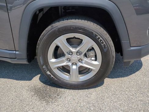 New 2023 Jeep Compass Latitude w/ Convenience Group image 12