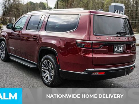 Used 2024 Jeep Wagoneer L Series II w/ Flexible Seating Group AWD/4WD image 4