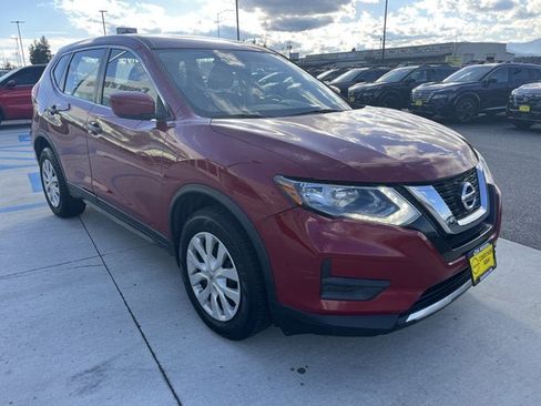 Certified 2017 Nissan Rogue S image 3