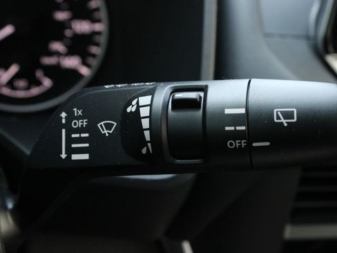 Used 2023 Nissan Rogue SV AWD/4WD image 34