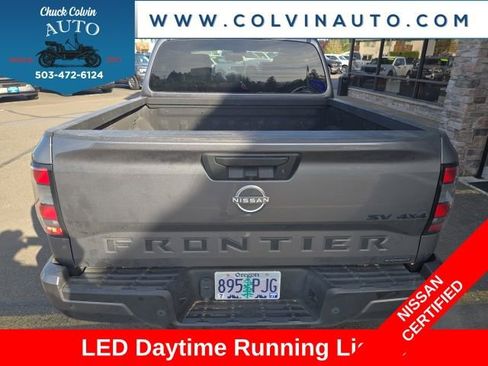 Certified 2023 Nissan Frontier SV w/ Midnight Edition Package image 7