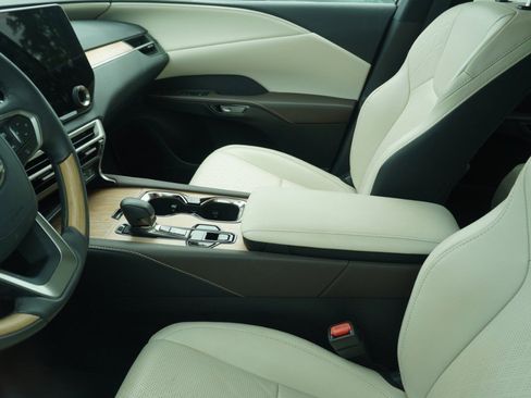 Certified 2025 Lexus RX 350 Premium Plus w/ Convenience Package image 8