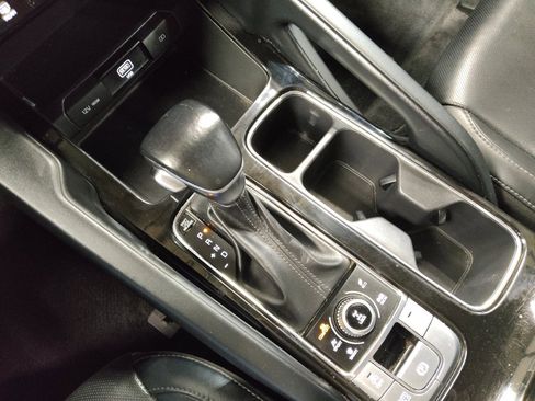 Used 2020 Kia Telluride LX image 26