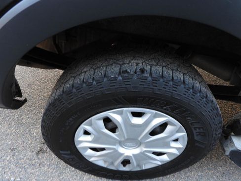 Used 2016 Ford Transit 250 250 Van Low Roof 60/40 Pass.13 w/ Exterior Upgrade Package image 13