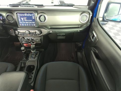 Used 2022 Jeep Wrangler Unlimited Rubicon 4xe image 16