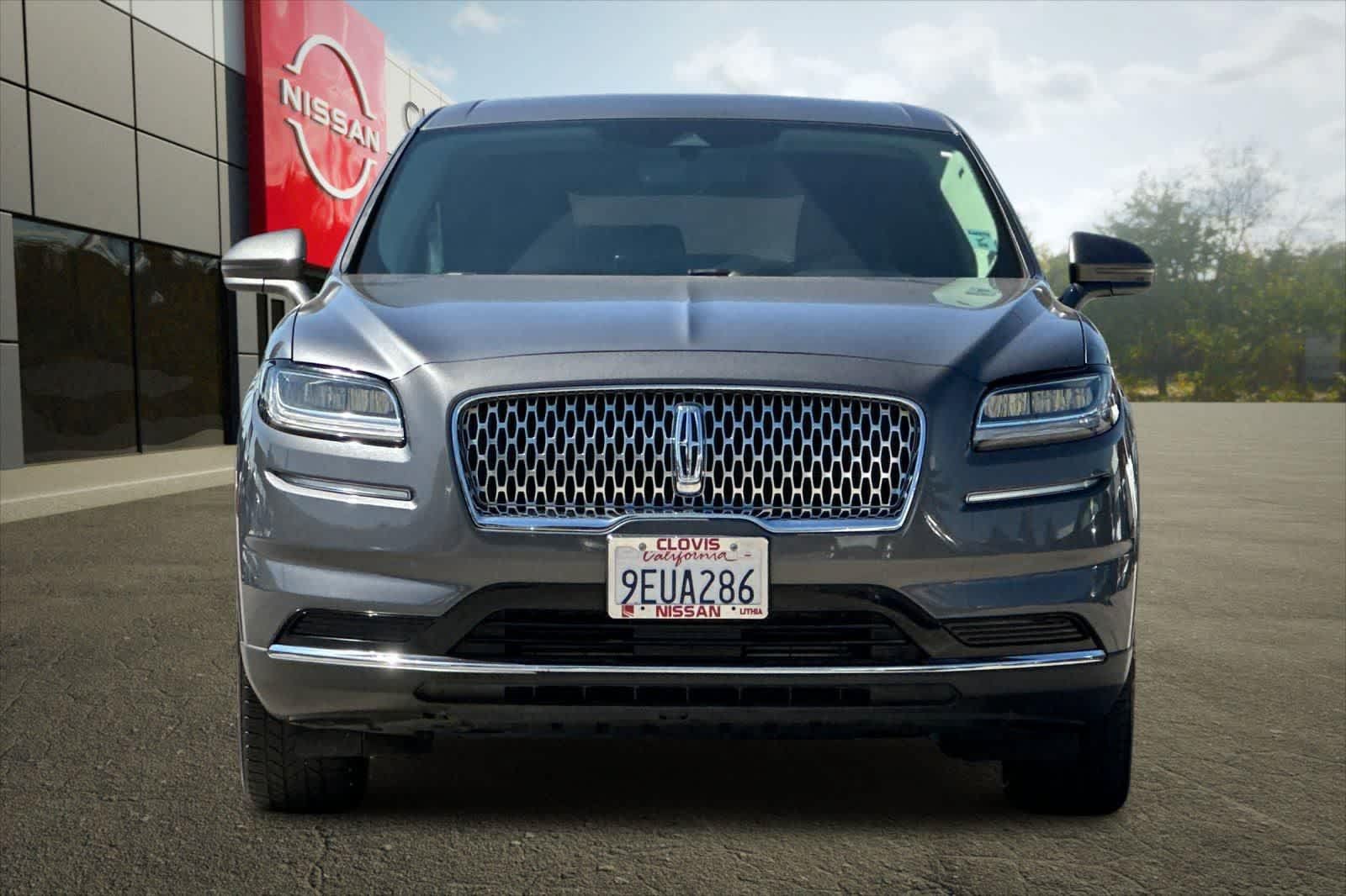 Used 2022 Lincoln Nautilus FWD w/ Premium Package image 11