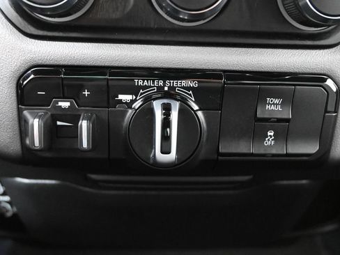 Used 2024 RAM 1500 Big Horn w/ Trailer Tow Group AWD/4WD image 31