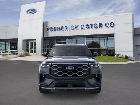 New 2026 Ford Explorer Platinum w/ LUX Leather Package AWD/4WD image 6