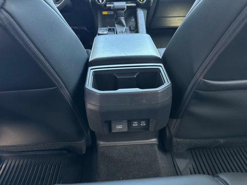 Used 2025 Toyota Tacoma TRD Off-Road w/ TRD Off Road Premium Package AWD/4WD image 15