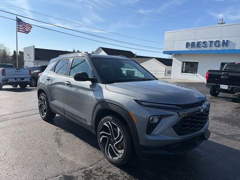 Used 2024 Chevrolet TrailBlazer RS w/ Driver Confidence Package image 8