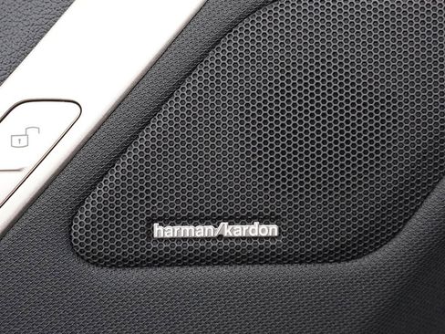 Used 2024 BMW iX xDrive50 w/ Premium Package image 74