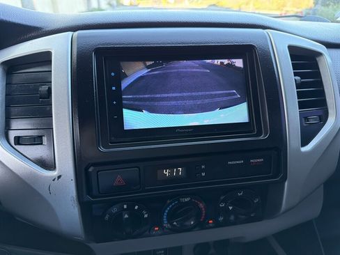 Used 2012 Toyota Tacoma PreRunner w/ TRD Sport Pkg image 20