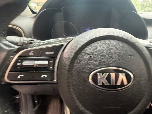 Used 2019 Kia Forte S w/ S Premium Package FWD image 15