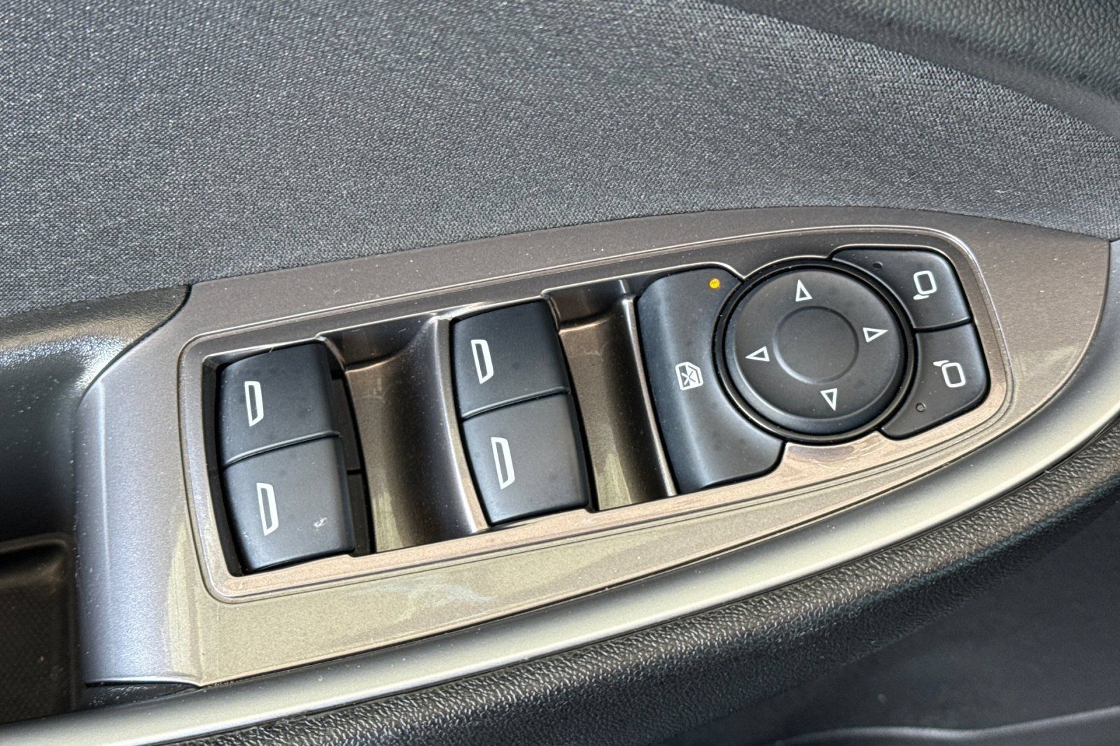 Used 2025 Chevrolet Malibu RS FWD image 18