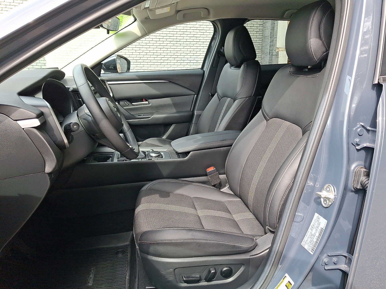 Used 2024 MAZDA CX-50 AWD 2.5 S w/ Weather Package image 10