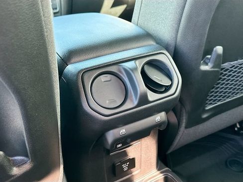 New 2026 Jeep Gladiator Rubicon AWD/4WD image 18