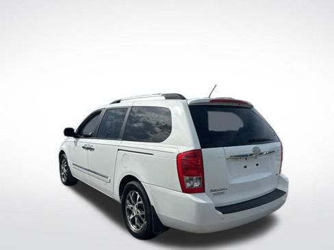 Used 2014 Kia Sedona EX w/ Navigation Package image 13