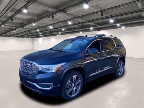 Used 2019 GMC Acadia Denali w/ LPO, Floor Liner Package image 3