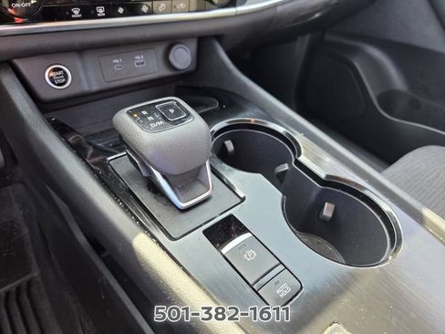 Used 2023 Nissan Rogue SV FWD image 23