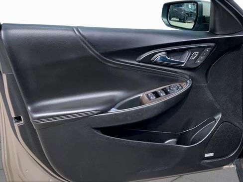 Used 2024 Chevrolet Malibu LT FWD image 21