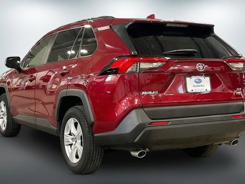 Used 2019 Toyota RAV4 XLE w/ Convenience Package AWD/4WD image 12