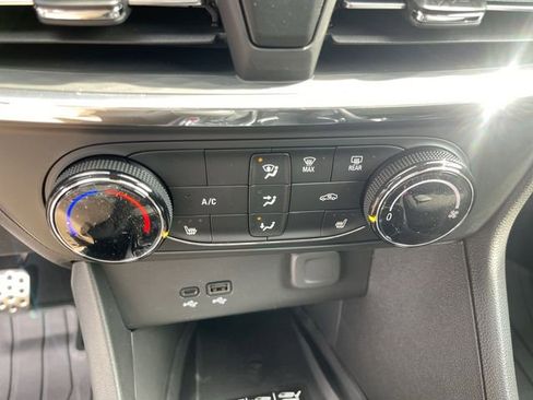 New 2026 Buick Encore GX Preferred w/ Advanced Technology Package FWD image 18