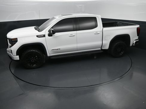 Used 2023 GMC Sierra 1500 AT4X AWD/4WD image 26
