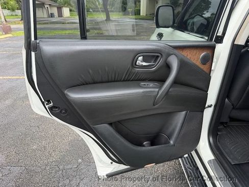 Used 2013 INFINITI QX56 2WD w/ Deluxe Touring Pkg image 81