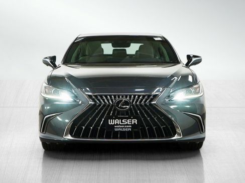 Used 2025 Lexus ES 350 w/ Luxury Package FWD image 8