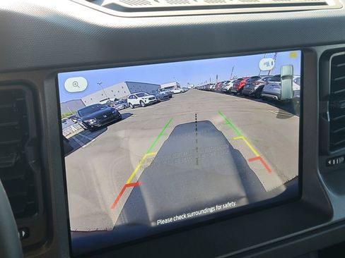 New 2025 Ford Bronco Badlands image 19