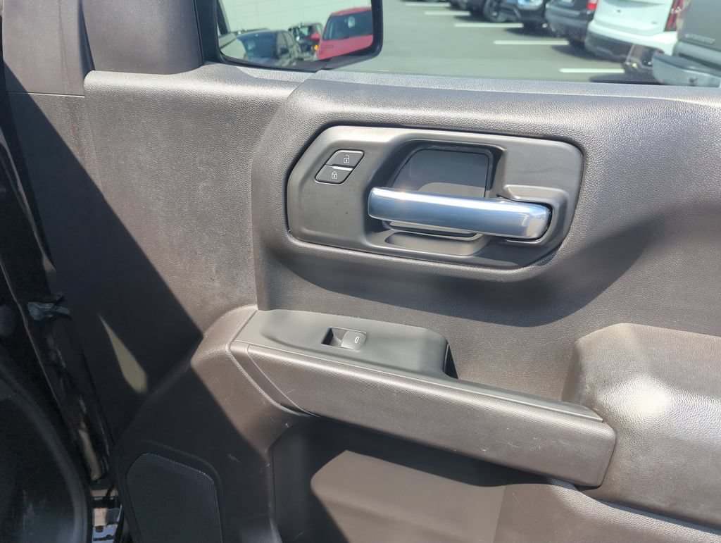 Used 2023 Chevrolet Silverado 1500 Custom Trail Boss w/ LPO, Dark Essentials Package AWD/4WD image 31