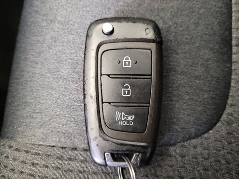 Used 2023 Hyundai Santa Fe SE w/ Cargo Package AWD/4WD image 32