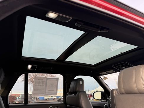 Used 2017 Land Rover Range Rover Supercharged image 37