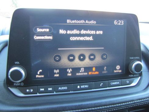 Used 2024 Nissan Rogue SV FWD image 38