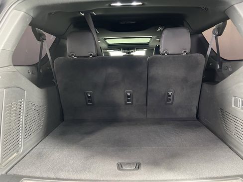 Used 2022 GMC Yukon XL AT4 image 31