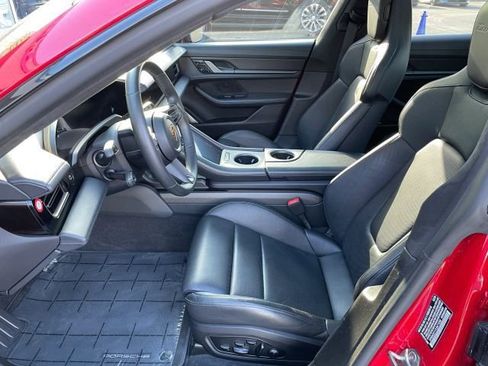 Used 2020 Porsche Taycan Turbo S image 28