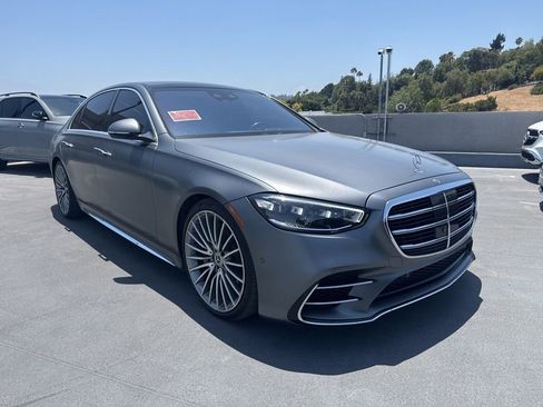 Certified 2022 Mercedes-Benz S 580 4MATIC Sedan image 3